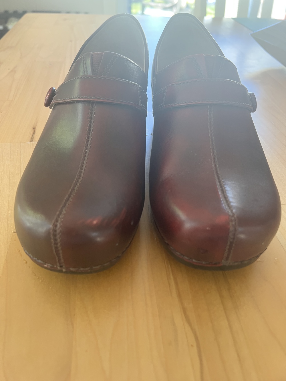 Dansko Tamara Women's Burgundy Leather Clogs Size 41 EU US 10.5-11 Comfort Shoe